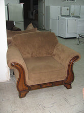 Load image into Gallery viewer, Love Seat and Chair - UC9673-1

