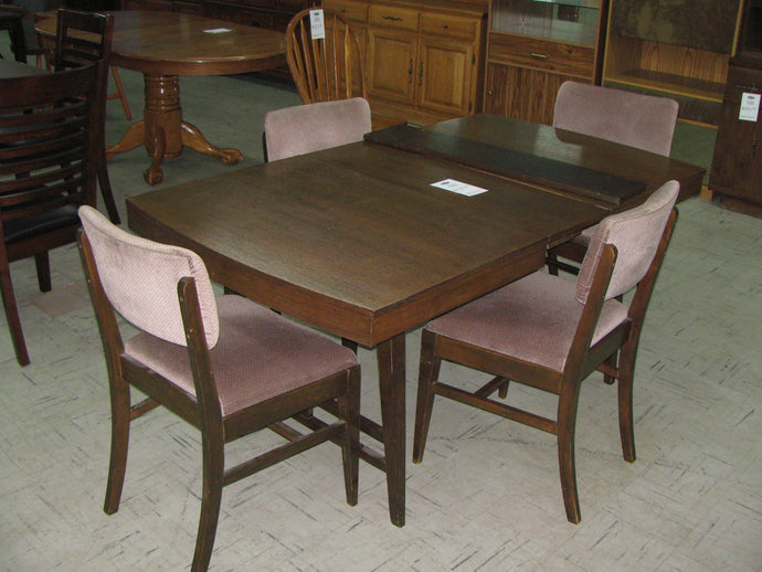 5 Piece Dinette w/ 2 Leaves - Item #UC8823-1