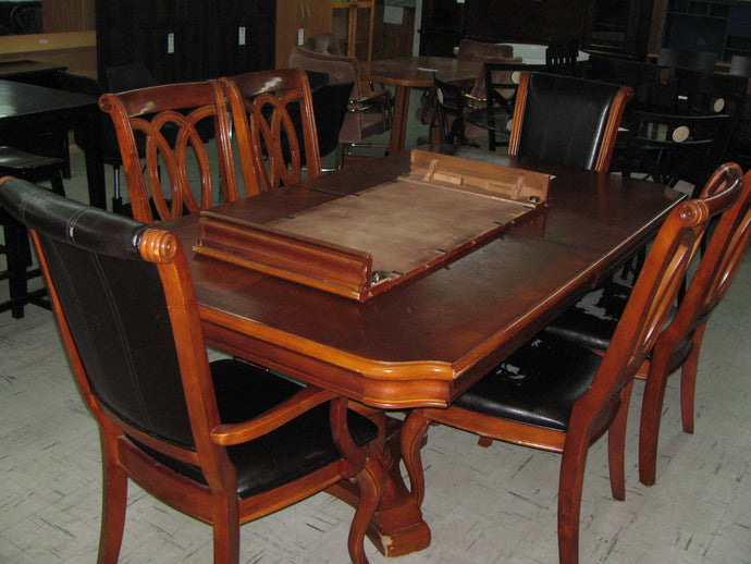 7 Piece Cherry Dinette Dinette w/ Leaf - Item #UC9415-2