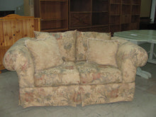 Load image into Gallery viewer, Sklar Peppler Sofa &amp; Loveseat- UC9535-4
